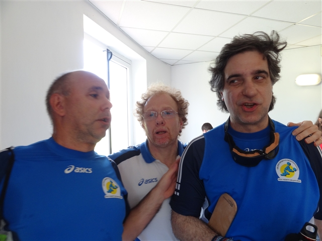 il 1° e il 2° ,Maurizio e Domenico con al centro il coach Regondi